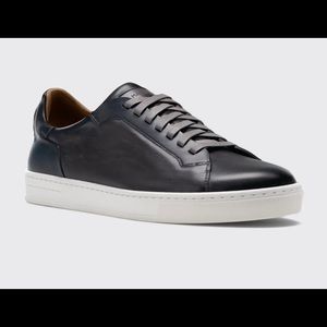 COPY - MAGNANNI
Men's Amadeo Leather Low-Top Sneakers